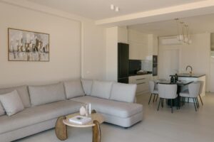 LA Constructions - Costel BeachFront Residence (5)