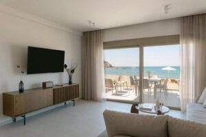 LA Constructions - Costel BeachFront Residence (6)