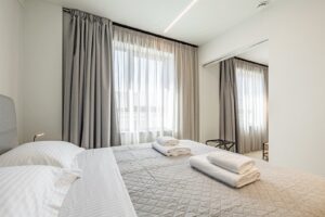 LA Constructions - Hotel PORTA NOVA (1)