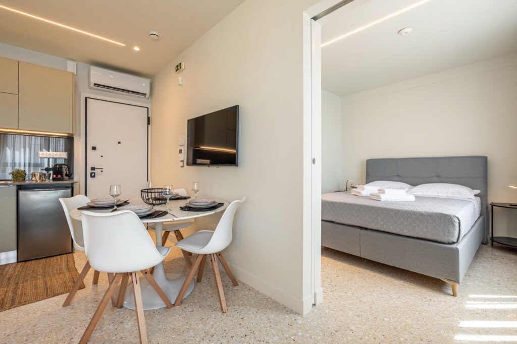 LA Constructions - Hotel PORTA NOVA (7)