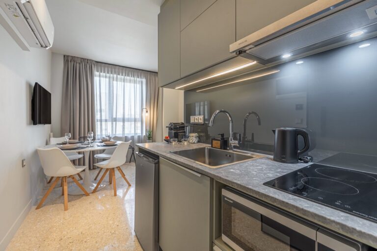 LA Constructions - Hotel PORTA NOVA (5)