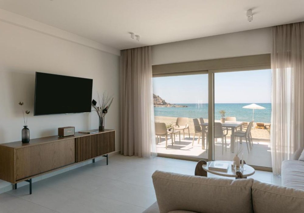 LA Constructions - Costel BeachFront Residence (6)