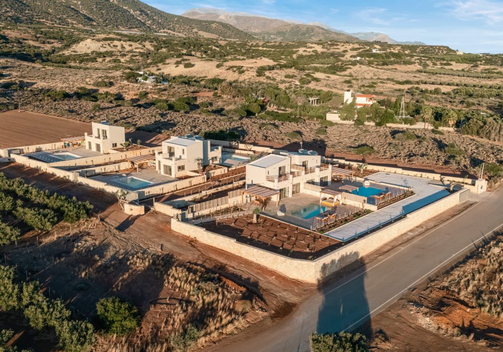 Συγκρότημα Τουριστικών Κατοικιών, Τσούτσουρας (1)